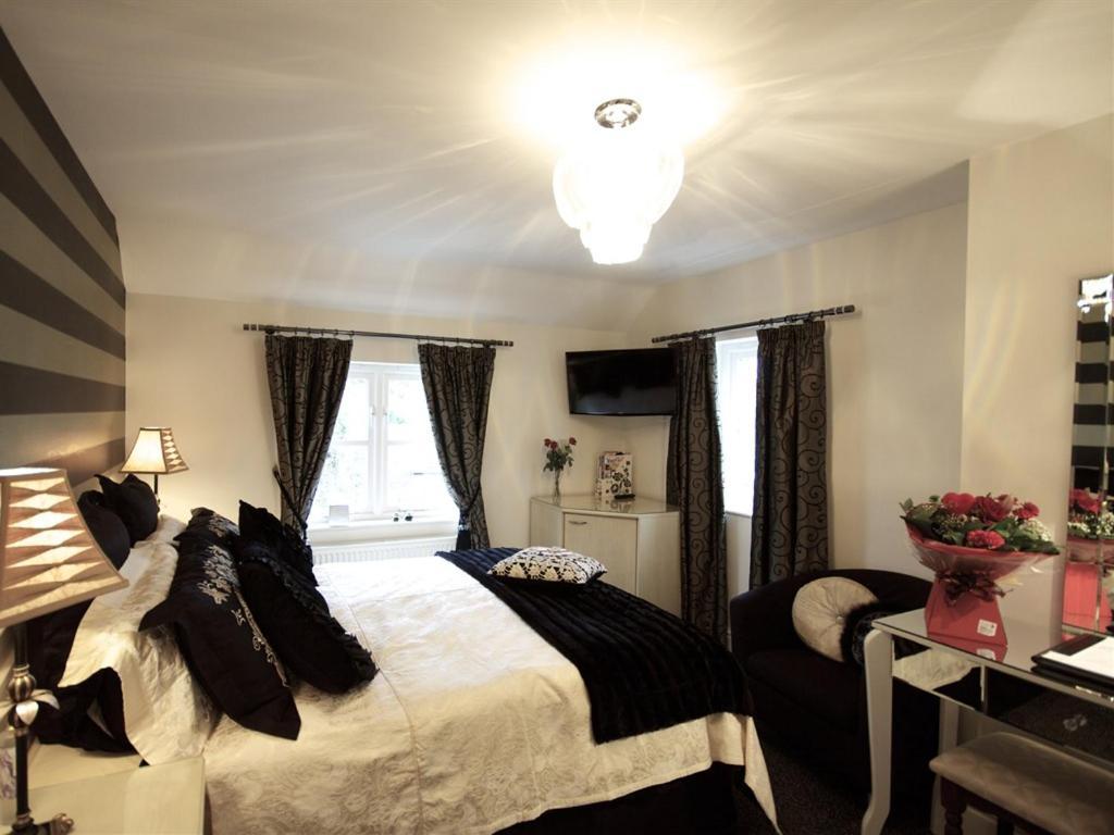 Y Garth Luxury Bed And Breakfast Dinas  Zimmer foto